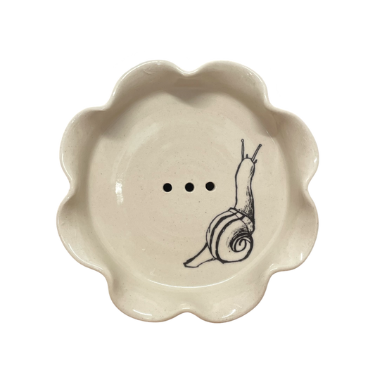 Frilly Soap Dish - Snail