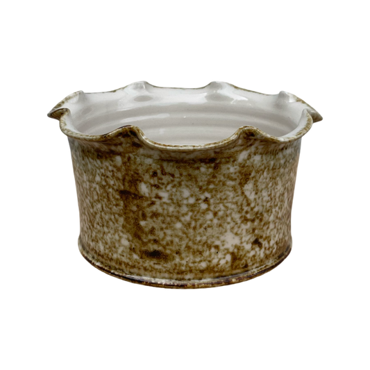 Frilly Dog Bowl - Sponged Iron